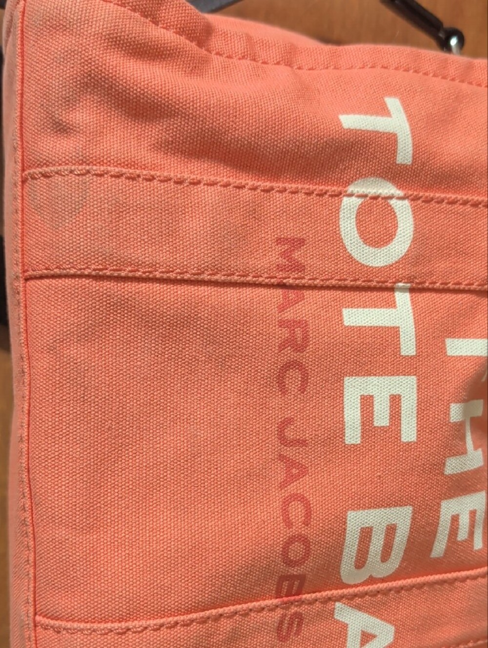 Marc Jacobs Coral Canvas The Tote Bag - Picture 5 of 6